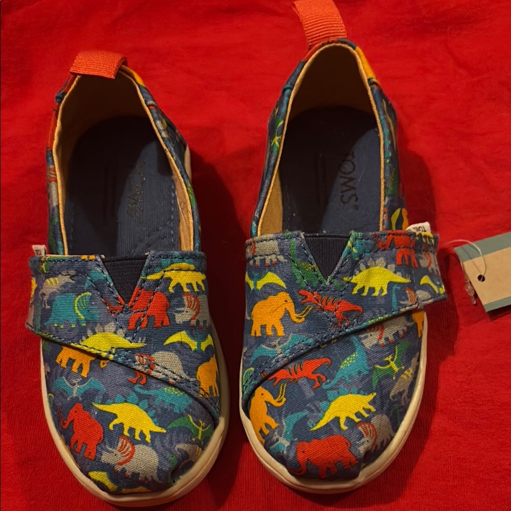 Tom’s Colorful Dinosaur Print Kids Shoes